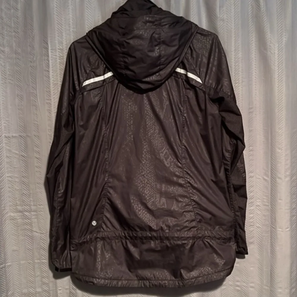 Lululemon Athletica Desert Snake Embossed Miss Misty Jacket II - Picture 2 of 5